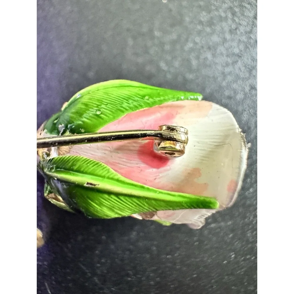 Vintage Giovanni Antonio Cerrito‎ Rose Brooch with Gold Tone on Edges